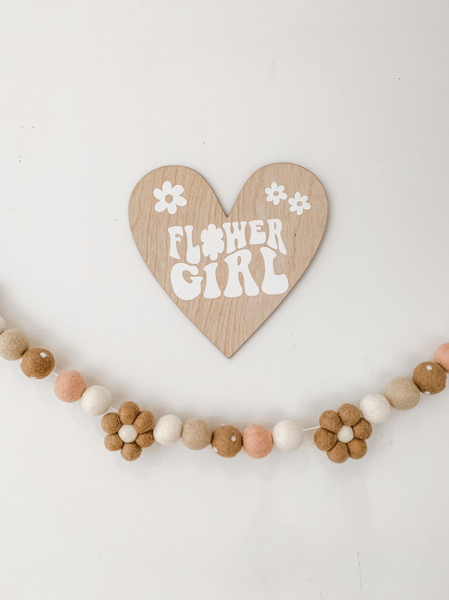 Daisy Garlands