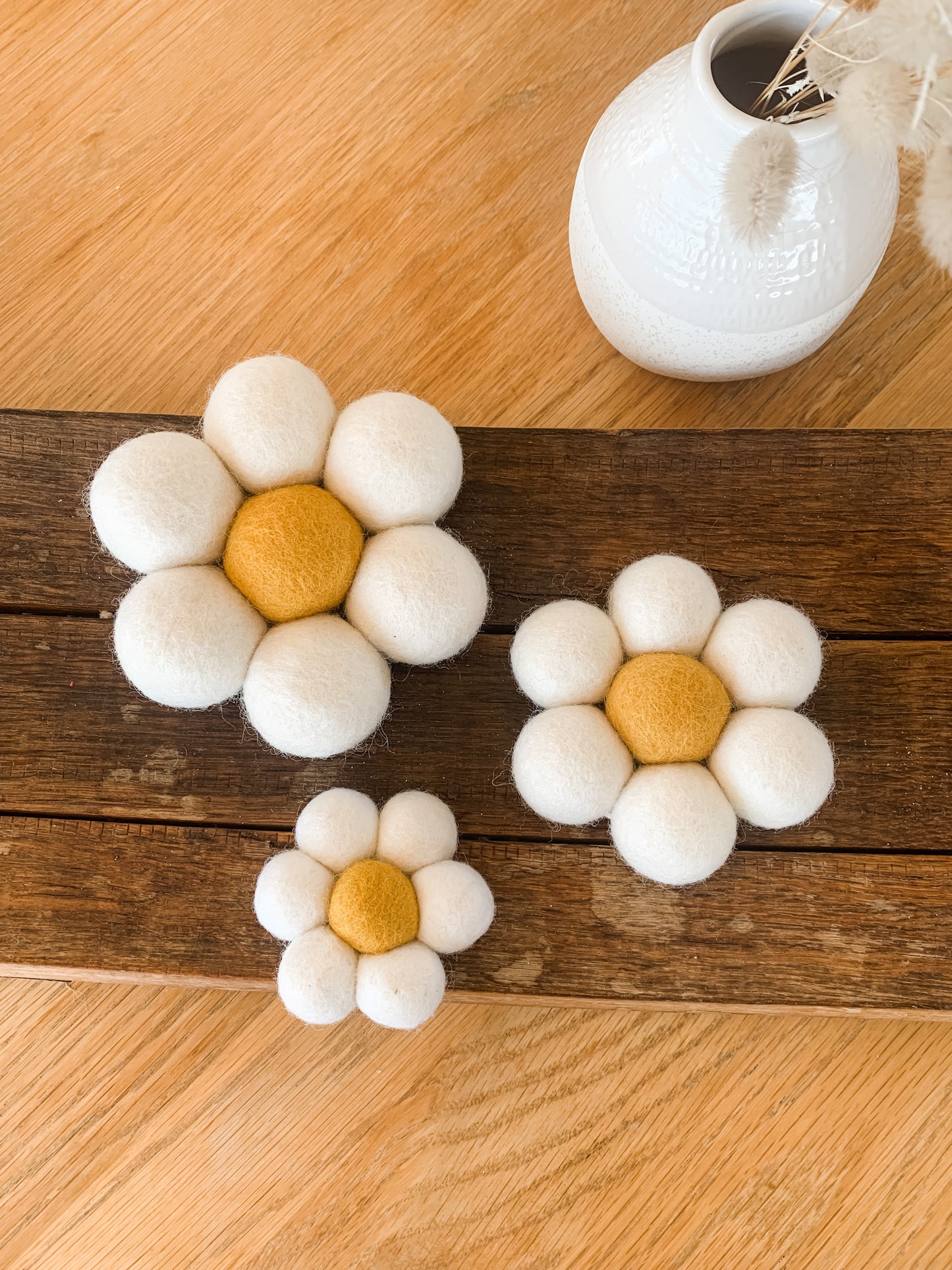 FELT BALL WALL FLOWERS