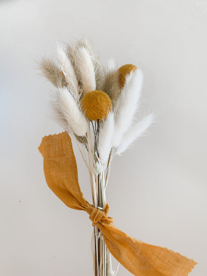FELT + BUNNY TAIL POSY