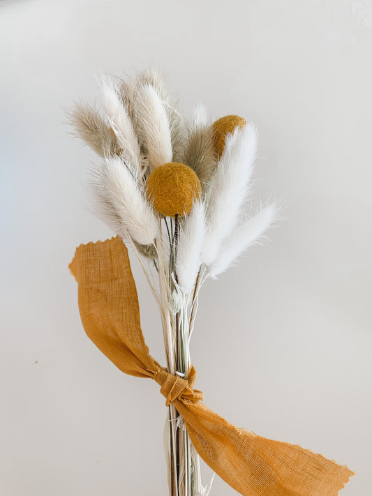 FELT + BUNNY TAIL POSY