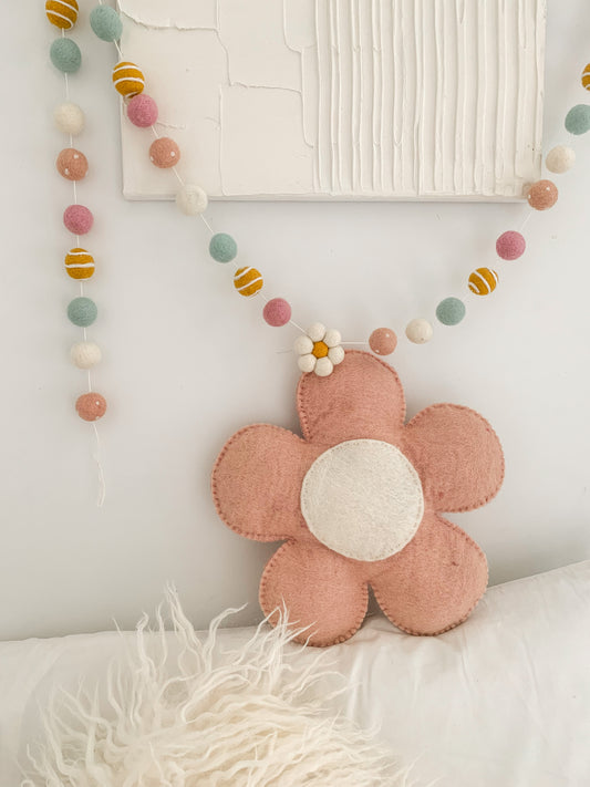 Daisy Garlands